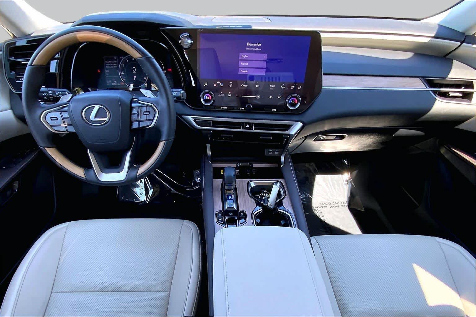 Used 2024 Lexus RX 350 Premium w/ Cold Area Package AWD/4WD image 16
