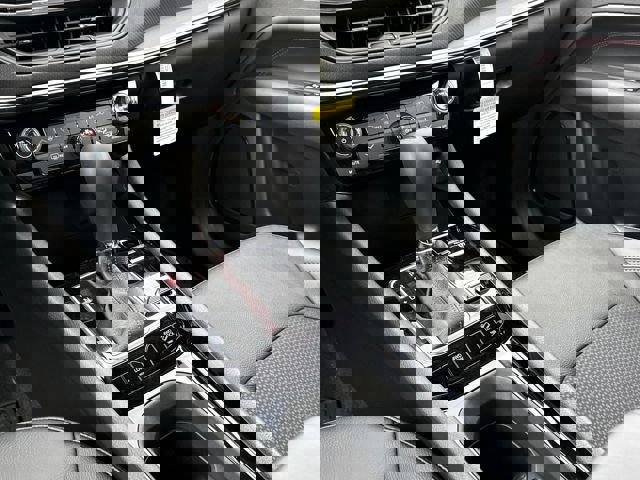 New 2026 Jeep Compass Trailhawk image 13