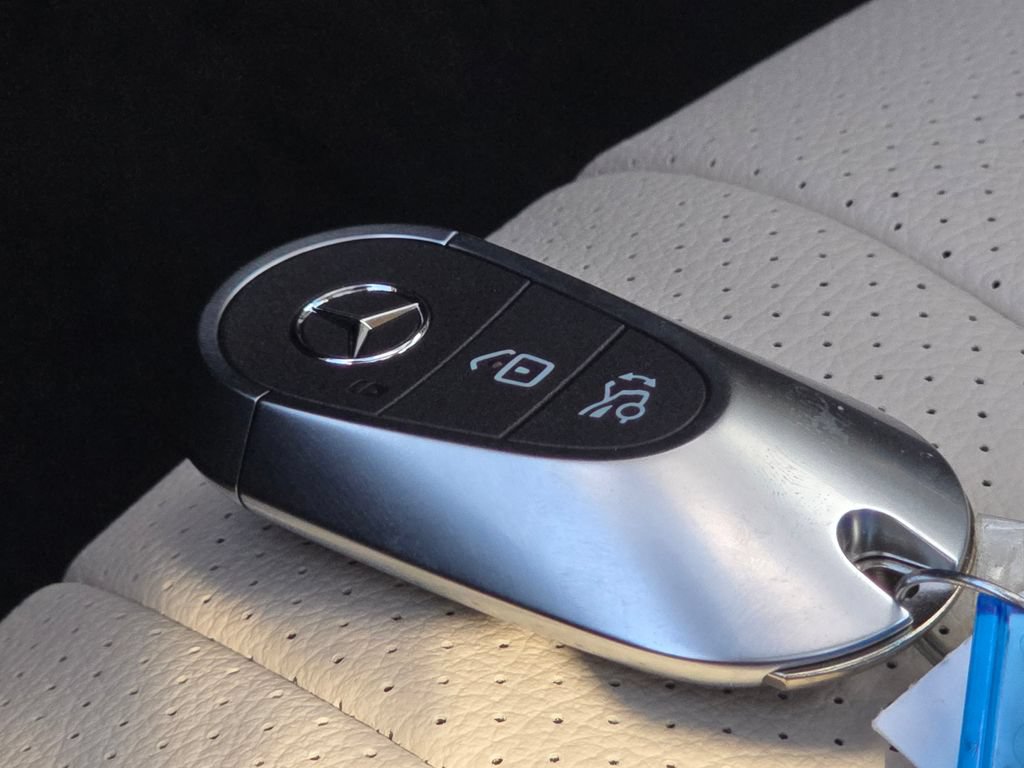 New 2027 Mercedes-Benz E 350 4MATIC Sedan image 38