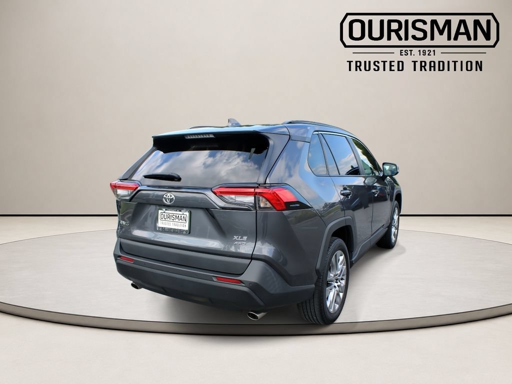 Used 2021 Toyota RAV4 XLE Premium AWD/4WD image 9
