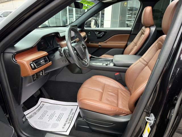 Used 2023 Lincoln Aviator Grand Touring w/ Elements Package Plus image 16