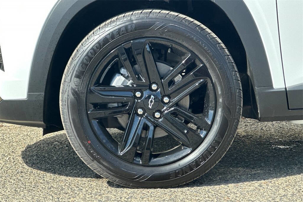 New 2025 Chevrolet Trax ACTIV w/ Driver Confidence Package image 26