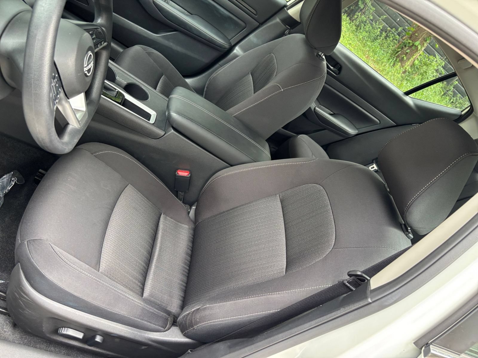 Used 2026 Nissan Altima 2.5 SV FWD image 35