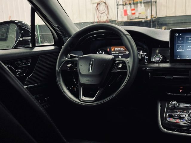 Used 2022 Lincoln Corsair AWD w/ Equipment Group 101A image 24