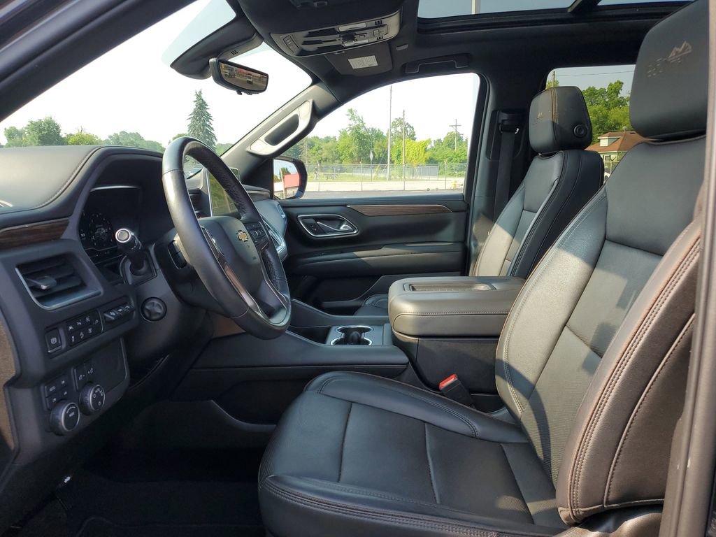 Used 2022 Chevrolet Tahoe High Country image 5