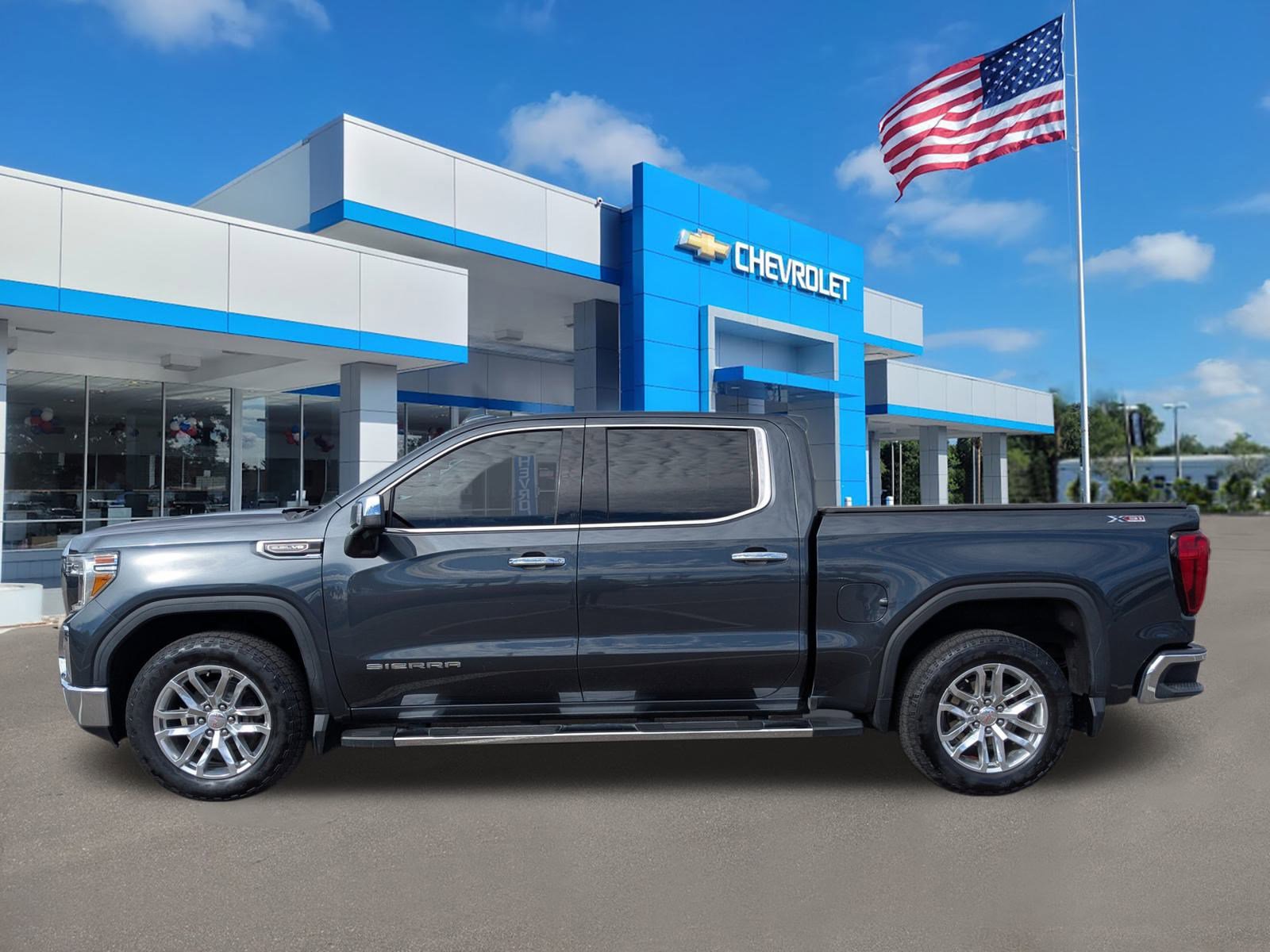 Used 2022 GMC Sierra 1500 SLT w/ SLT Premium Plus Package image 7