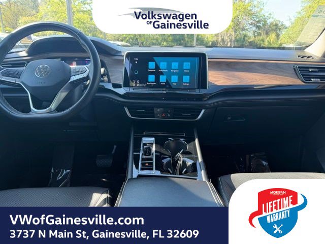 Certified 2024 Volkswagen Atlas SE FWD image 15