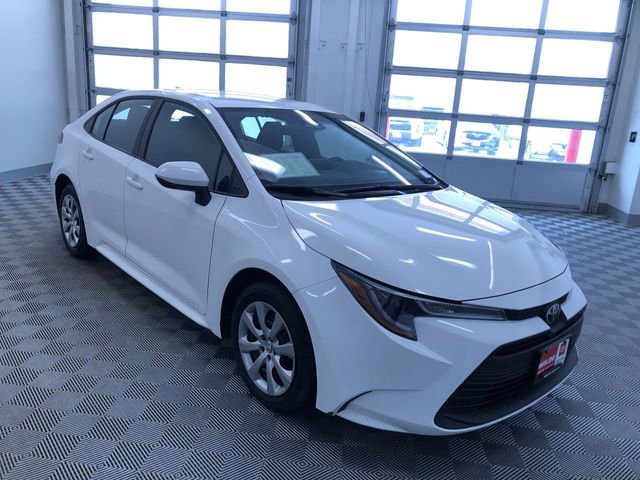 Certified 2025 Toyota Corolla LE image 36