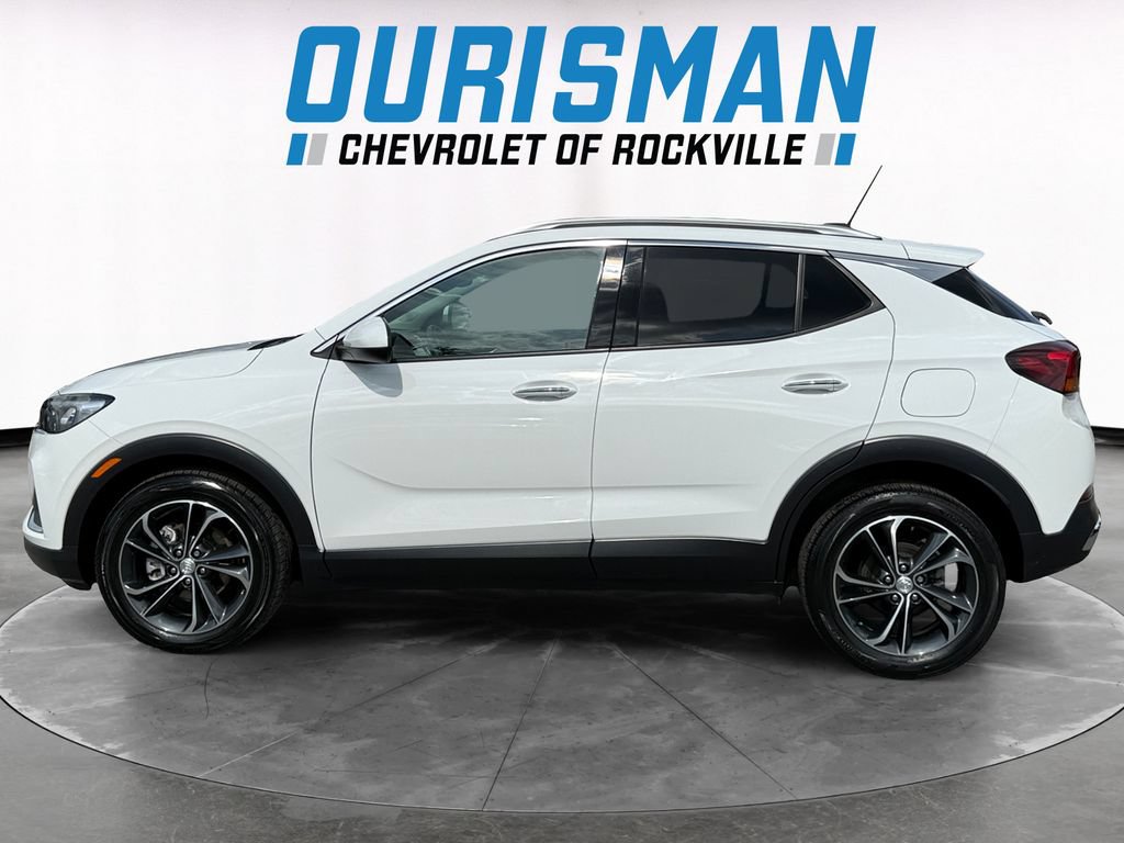 Used 2023 Buick Encore GX Essence FWD image 3