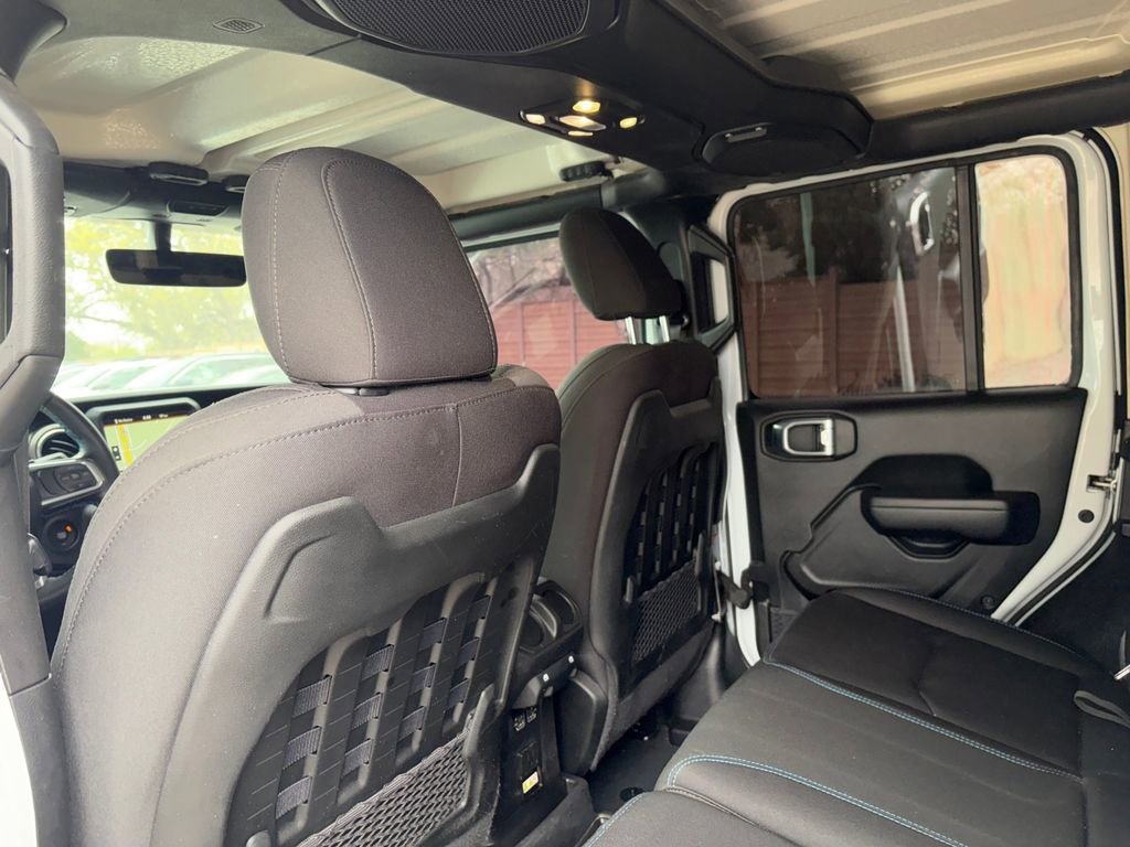 Used 2022 Jeep Wrangler Unlimited Rubicon 4xe image 22