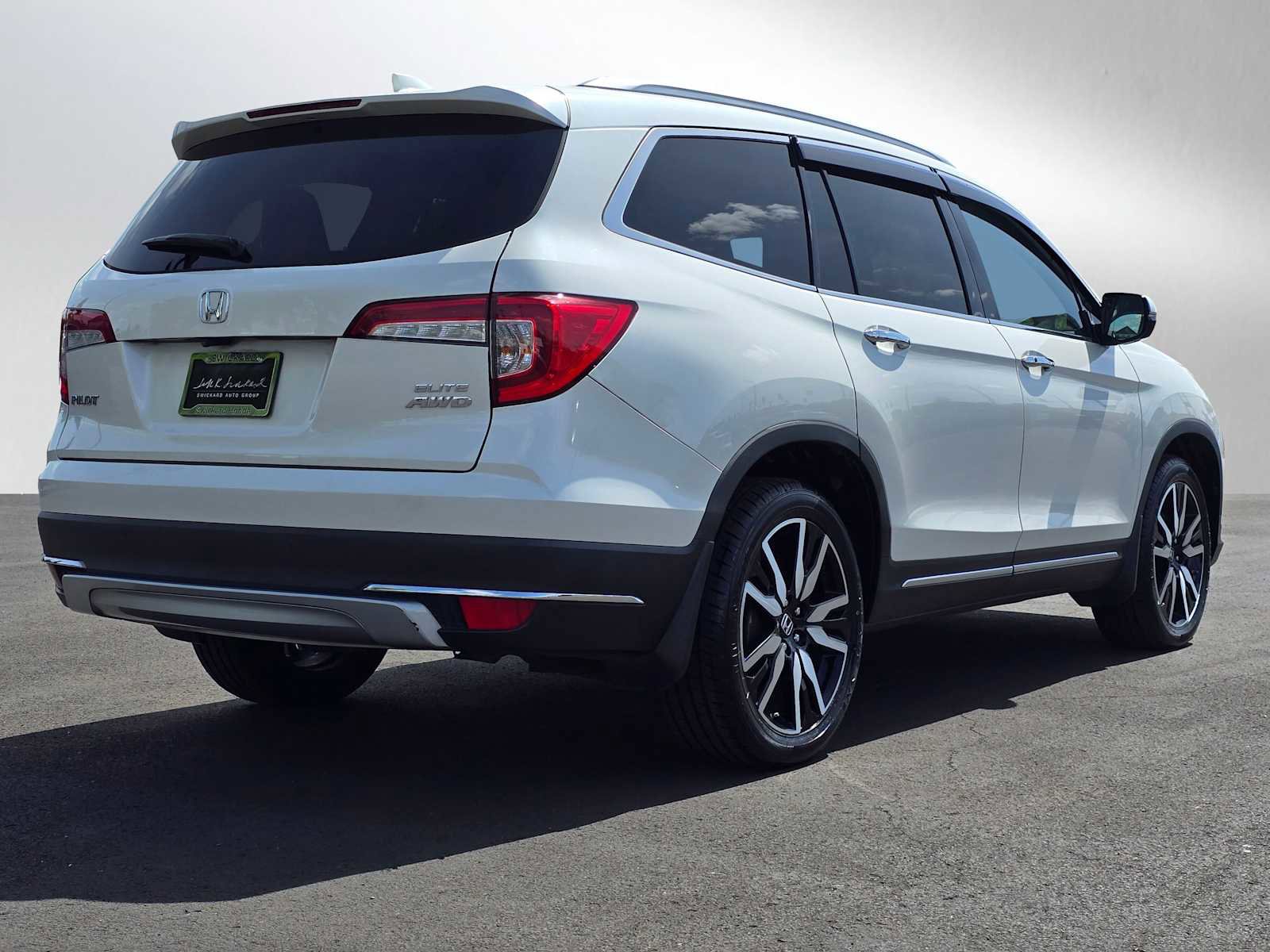 Used 2019 Honda Pilot Elite image 3