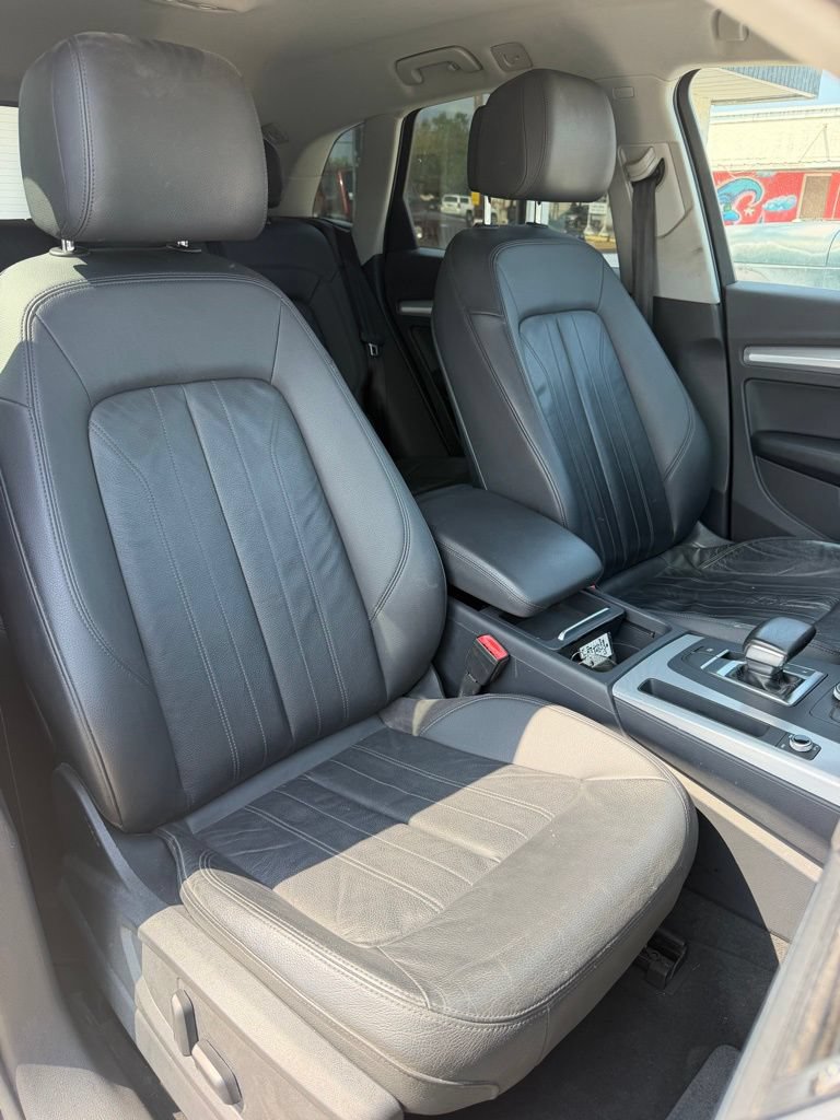 Used 2018 Audi Q5 2.0T Premium w/ Convenience Package AWD/4WD image 24