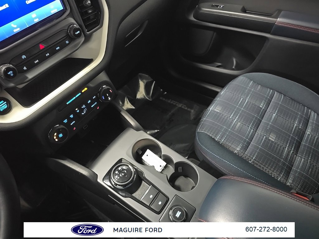 Used 2023 Ford Bronco Sport Heritage w/ Heritage Convenience Package image 27