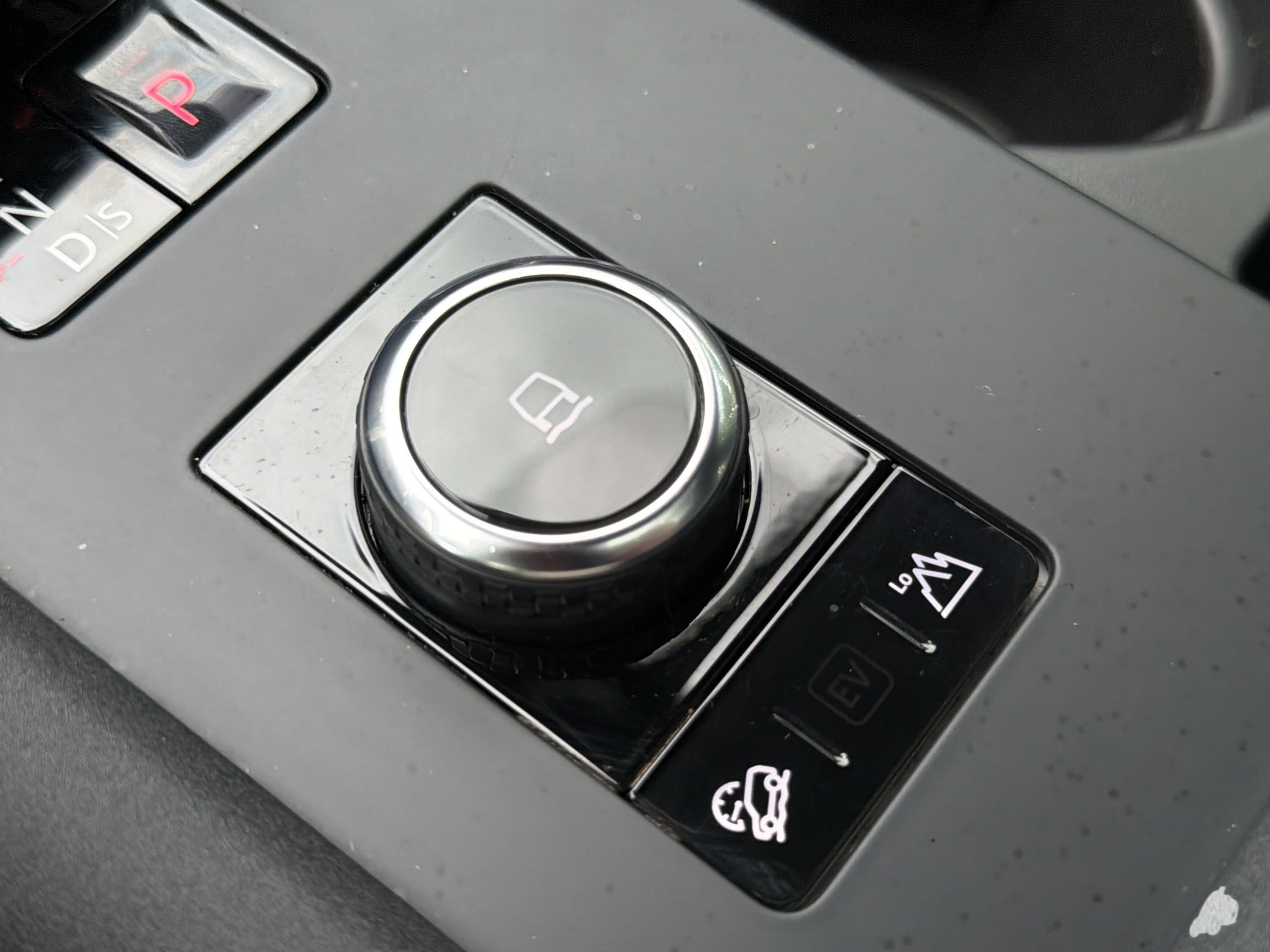 Used 2023 Land Rover Discovery Metropolitan Edition AWD/4WD image 67