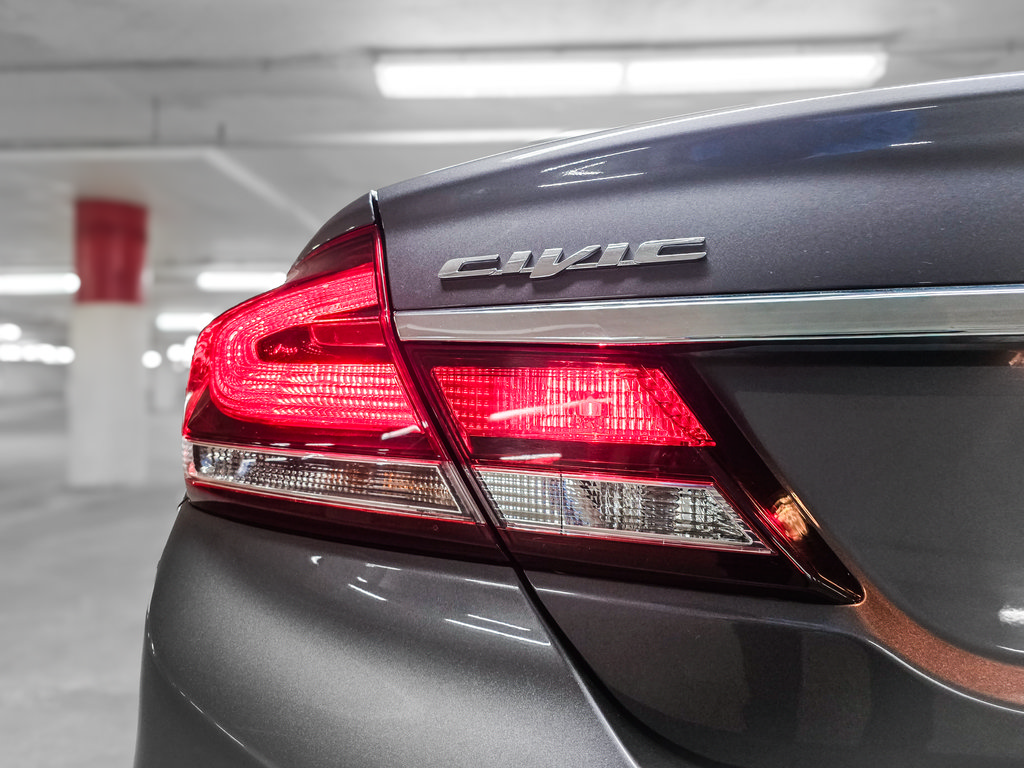 Used 2015 Honda Civic EX-L image 9