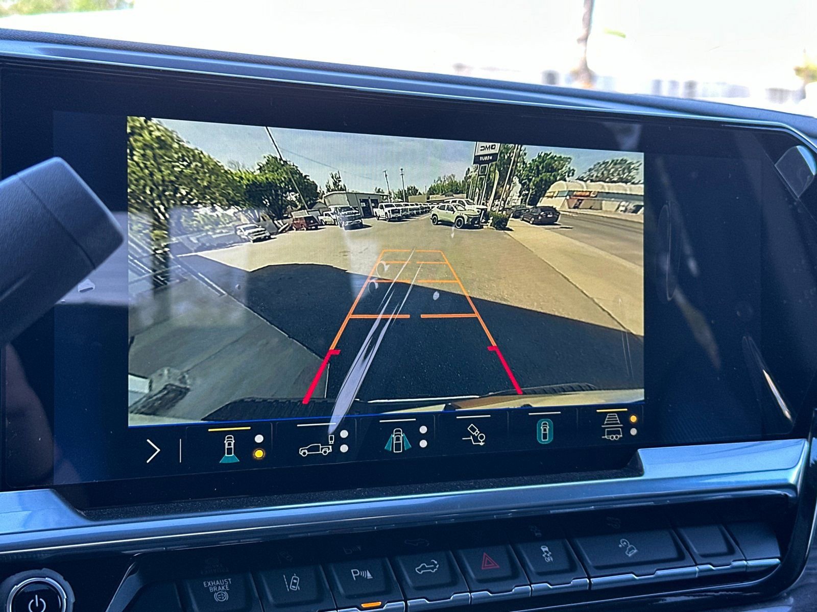 New 2026 Chevrolet Silverado 2500 LTZ w/ LTZ Premium Package AWD/4WD image 22