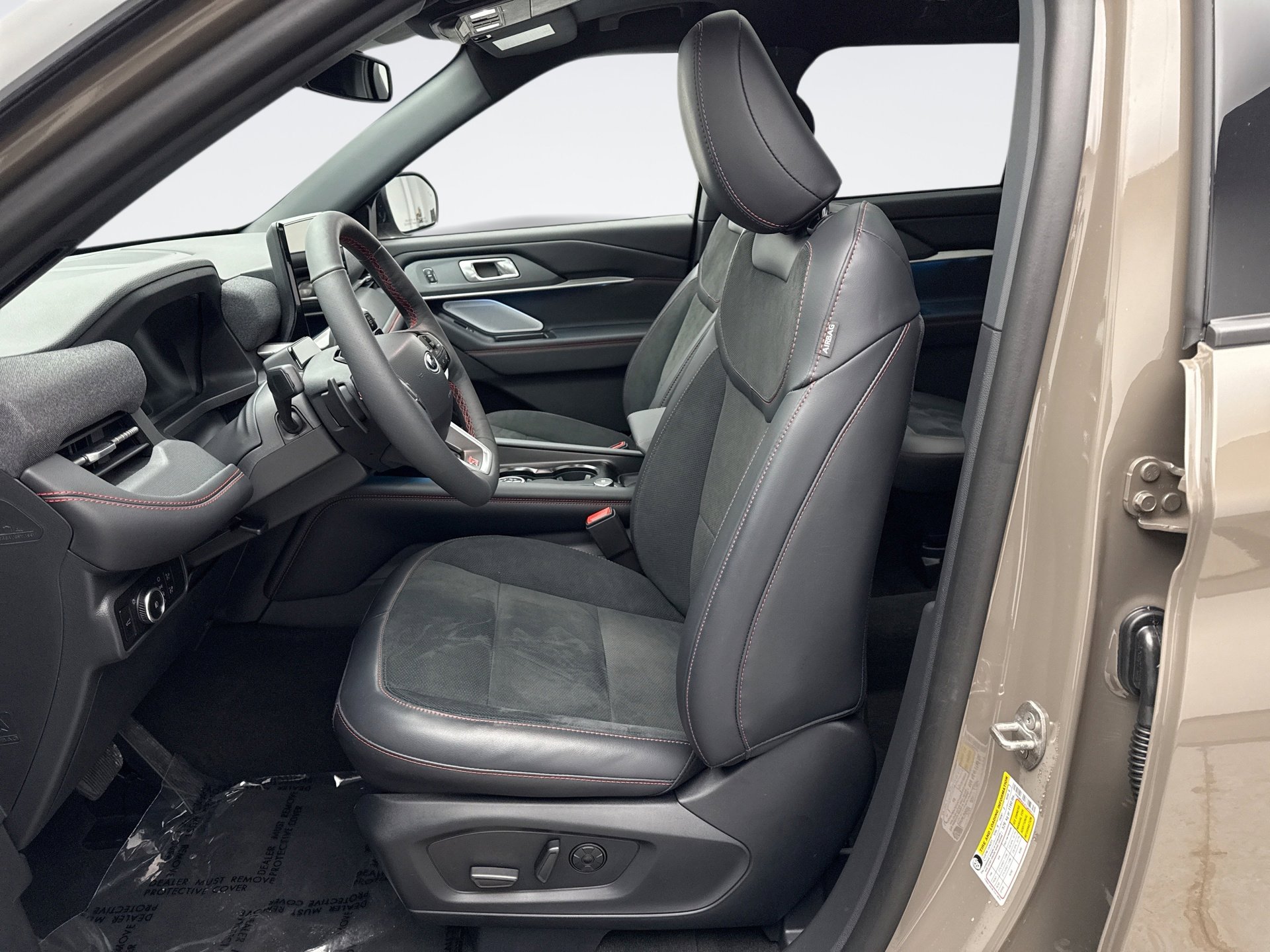 Used 2026 Ford Explorer ST w/ Sun And Sound Package image 11