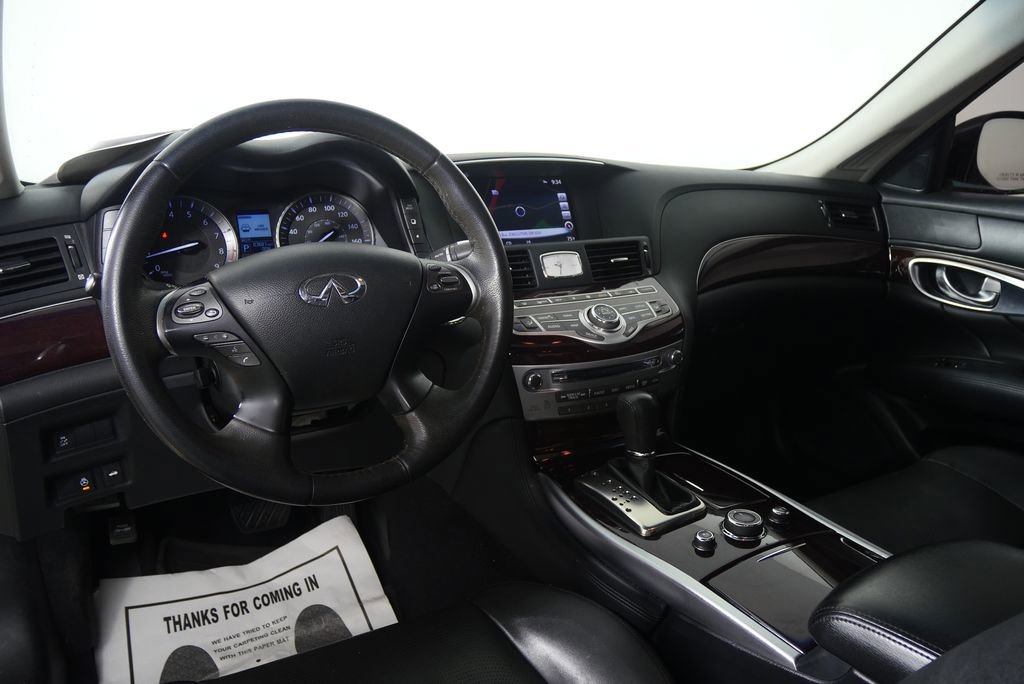 Used 2019 INFINITI Q70 L 3.7 image 17