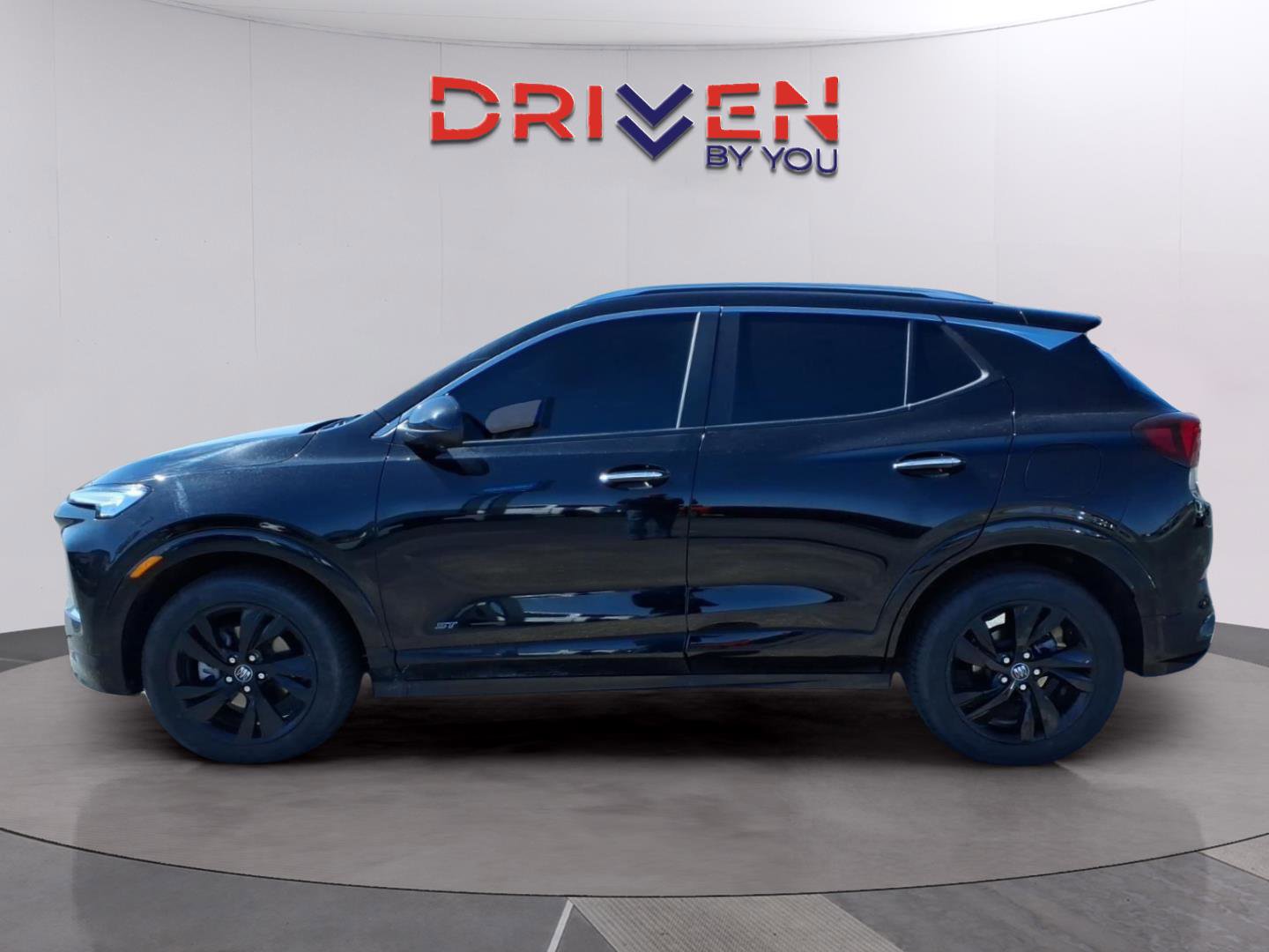 Used 2025 Buick Encore GX Sport Touring w/ Advanced Technology Package image 3