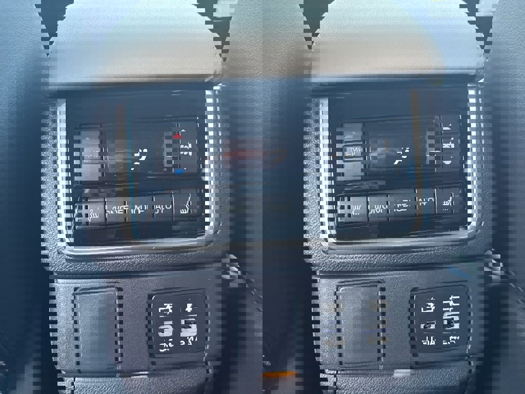 New 2025 Subaru Ascent Limited image 14