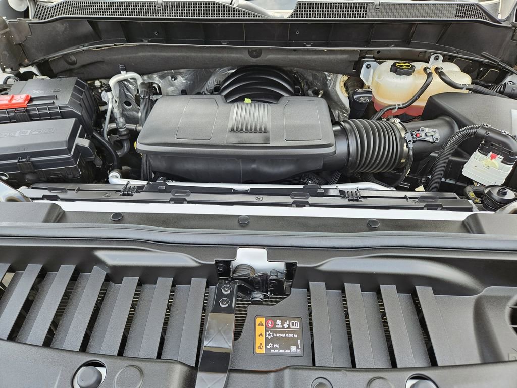 Used 2024 Chevrolet Silverado 1500 LTZ AWD/4WD image 36