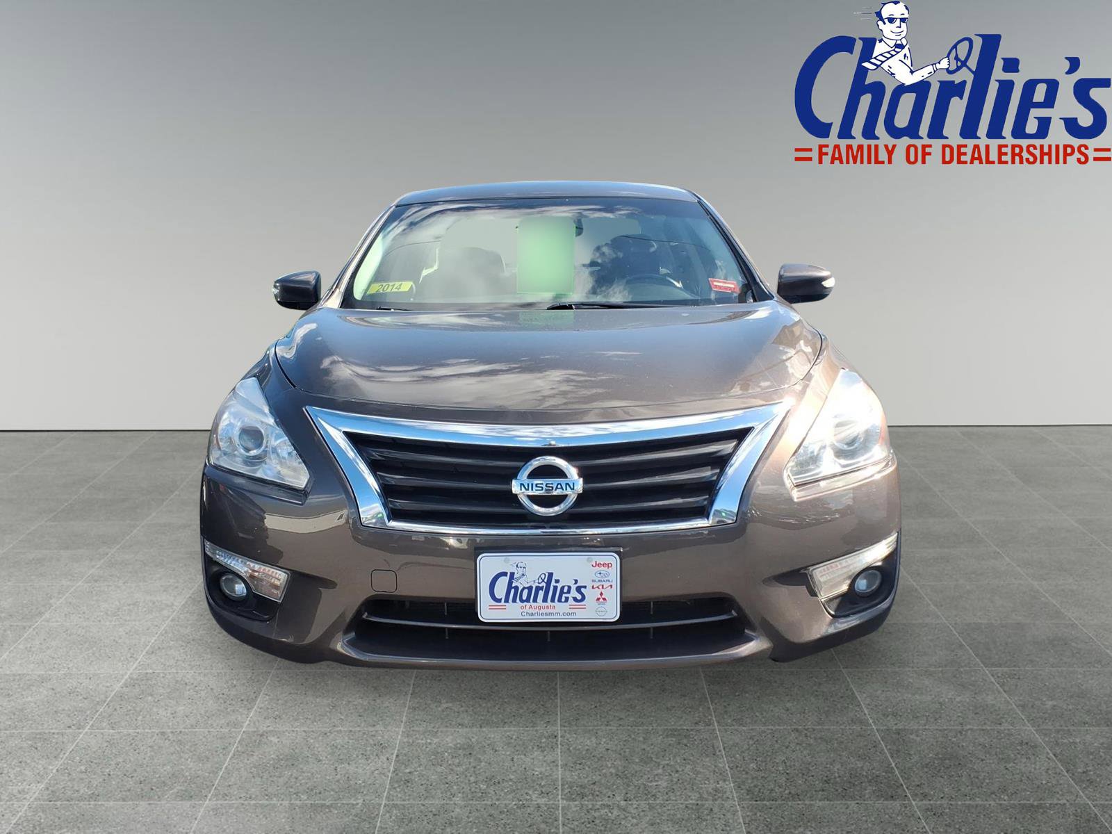 Used 2014 Nissan Altima 2.5 SL w/ Moonroof Package FWD image 2