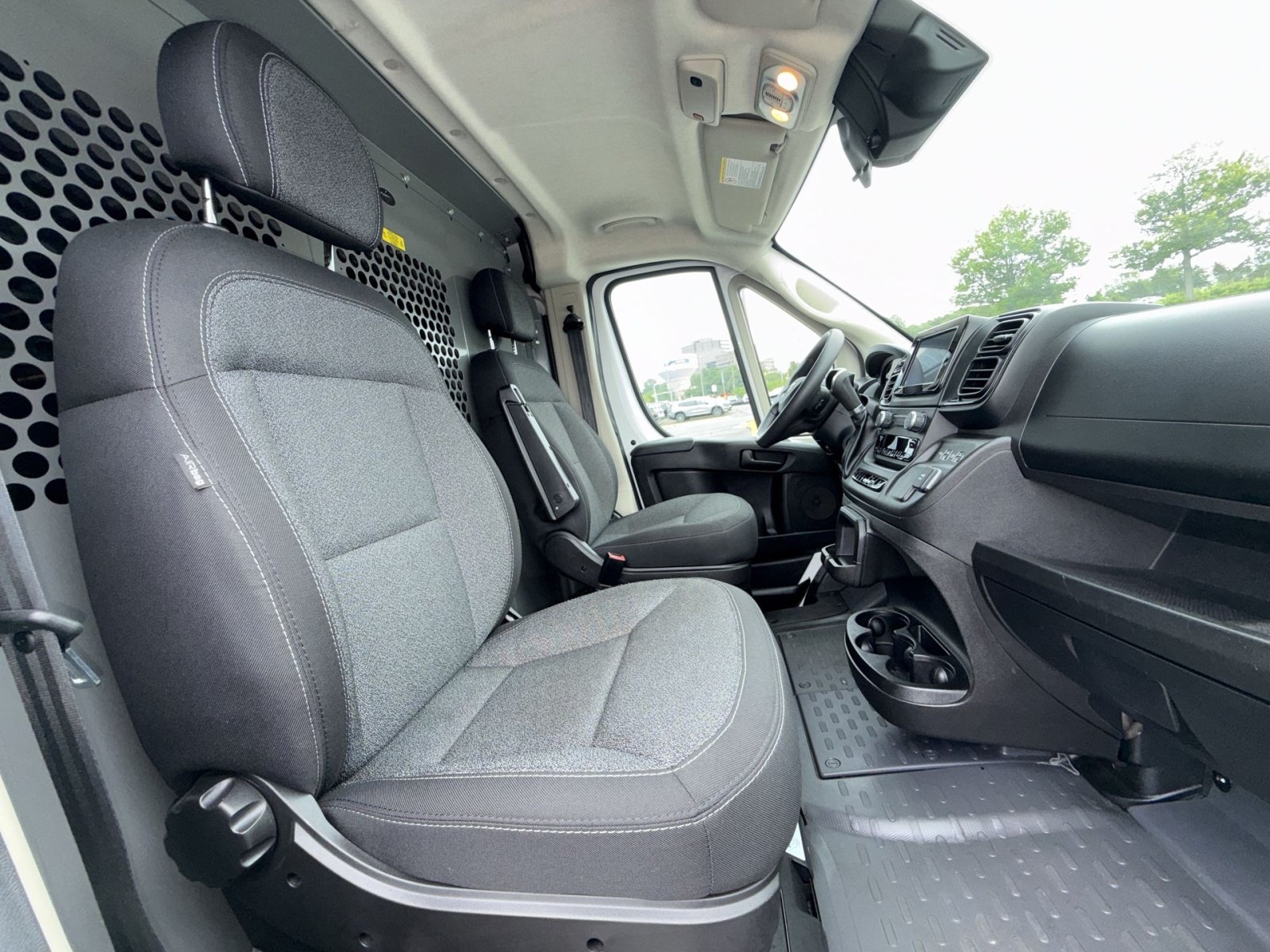 Used 2022 RAM ProMaster 1500 FWD image 25