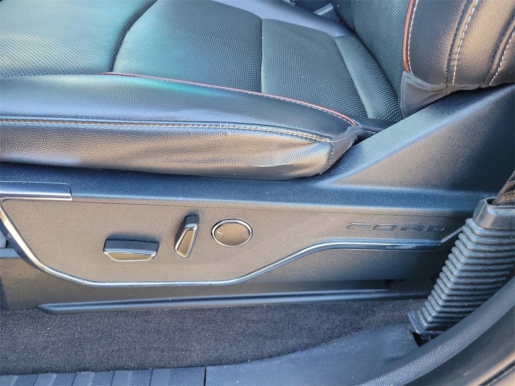 Used 2021 Ford F150 Lariat w/ Max Trailer Tow Package image 20