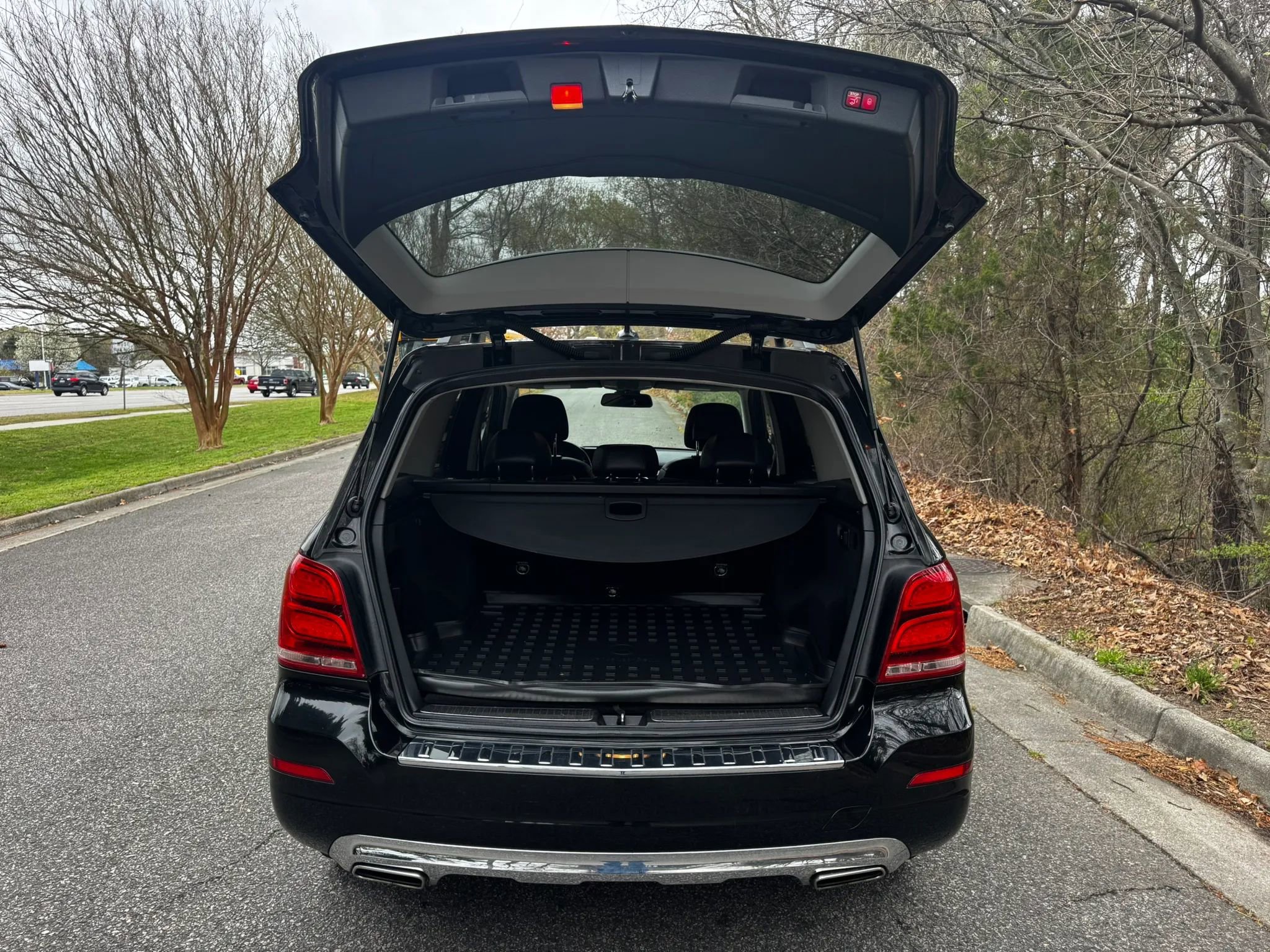 Used 2014 Mercedes-Benz GLK 350 GLK 350 Sport Utility 4D image 7