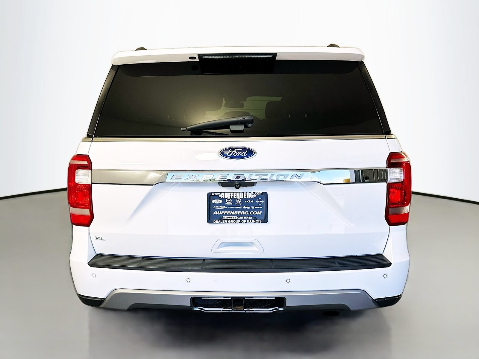 Used 2018 Ford Expedition XLT AWD/4WD image 6