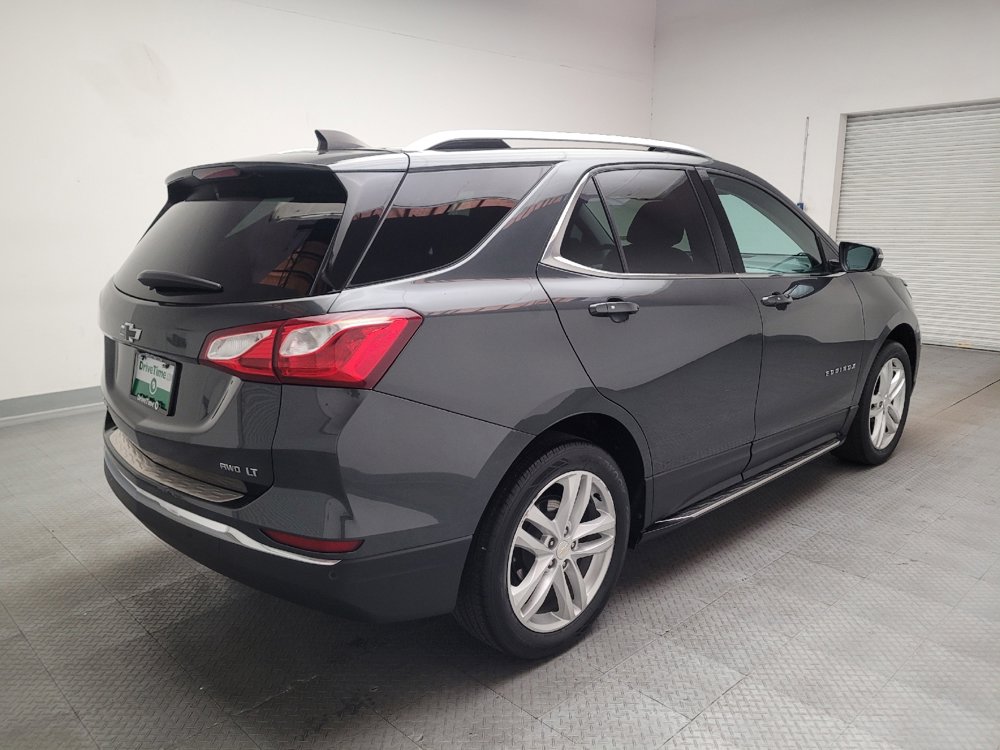 Used 2019 Chevrolet Equinox LT w/ Sun & Navigation Package AWD/4WD image 9