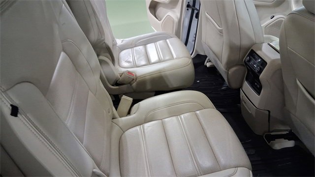 Used 2022 GMC Acadia Denali w/ Denali Technology Package image 15