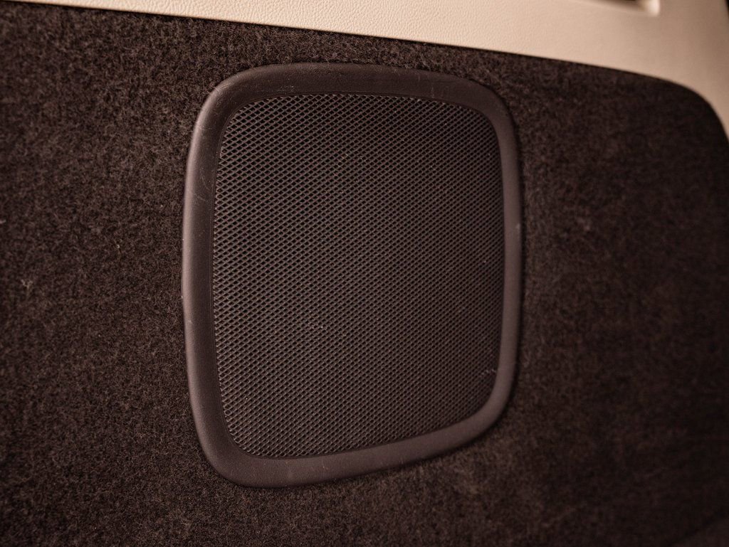 Used 2016 Lincoln MKC Reserve w/ Lincoln MKC Climate Package image 22