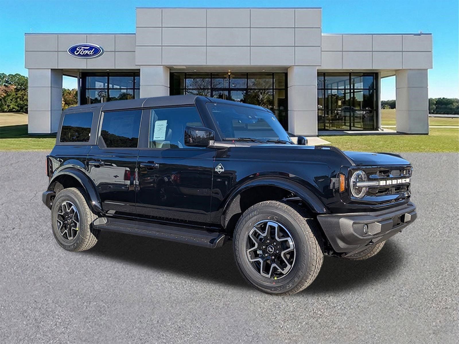 New 2025 Ford Bronco Outer Banks image 1