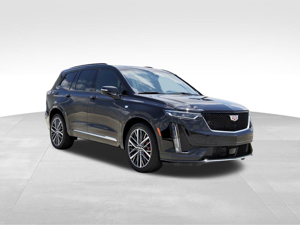 New 2025 Cadillac XT6 Sport w/ Technology Package