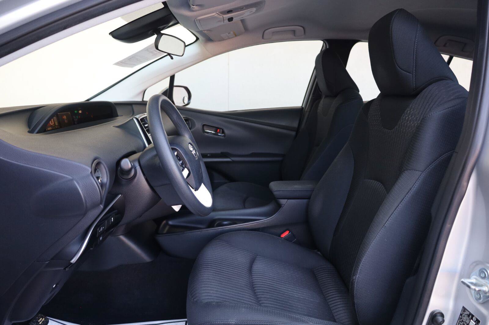Used 2017 Toyota Prius Two FWD image 14