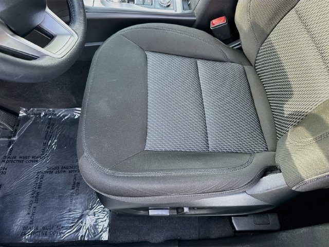 Used 2024 Ford Explorer XLT AWD/4WD image 23