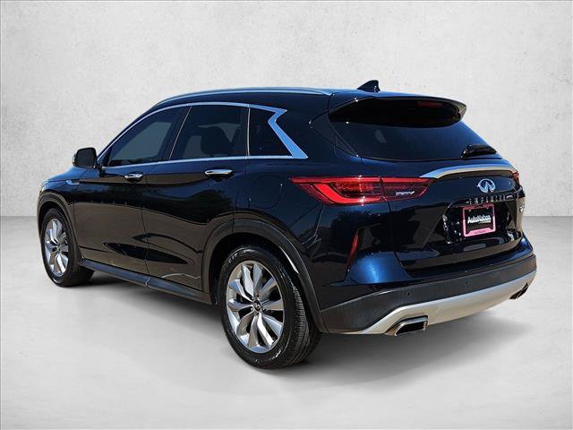 Used 2020 INFINITI QX50 Luxe w/ Navigation Package FWD image 6