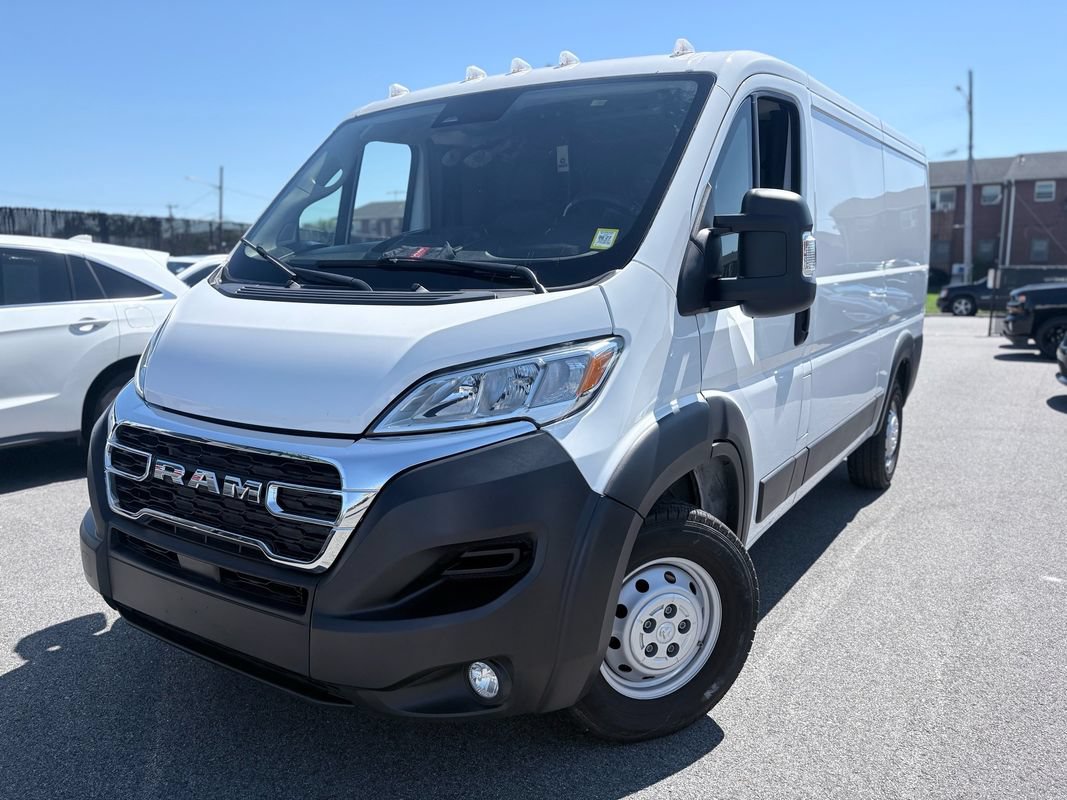 Used 2023 RAM ProMaster 2500 FWD image 1