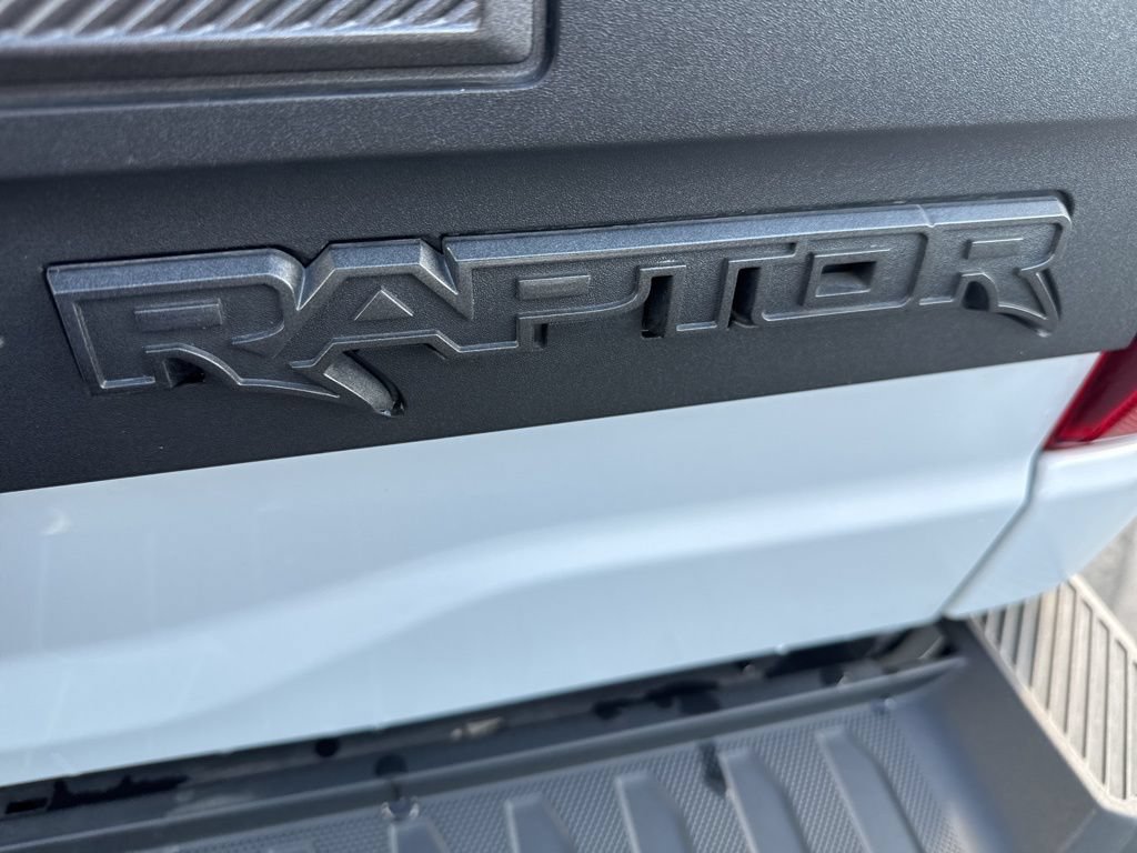 Used 2025 Ford F150 Raptor AWD/4WD image 10