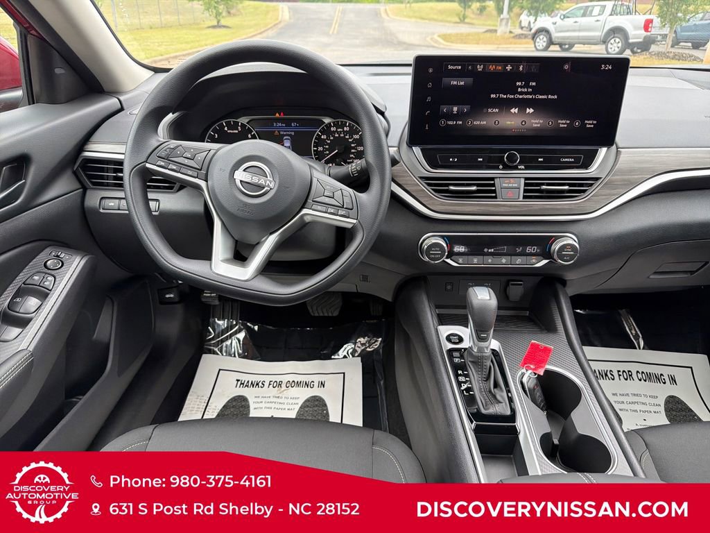 New 2026 Nissan Altima 2.5 SV w/ SV Special Edition Package FWD image 32