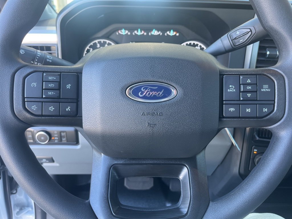New 2026 Ford F250 XL w/ XL Chrome Package image 19