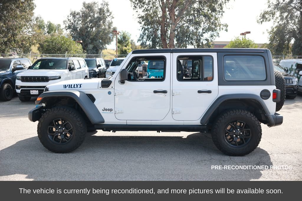 Used 2024 Jeep Wrangler Unlimited image 2