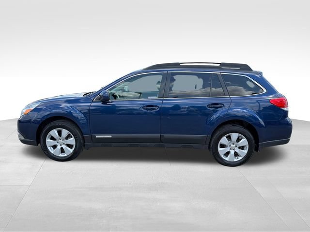 Used 2010 Subaru Outback 2.5i Limited AWD/4WD image 7