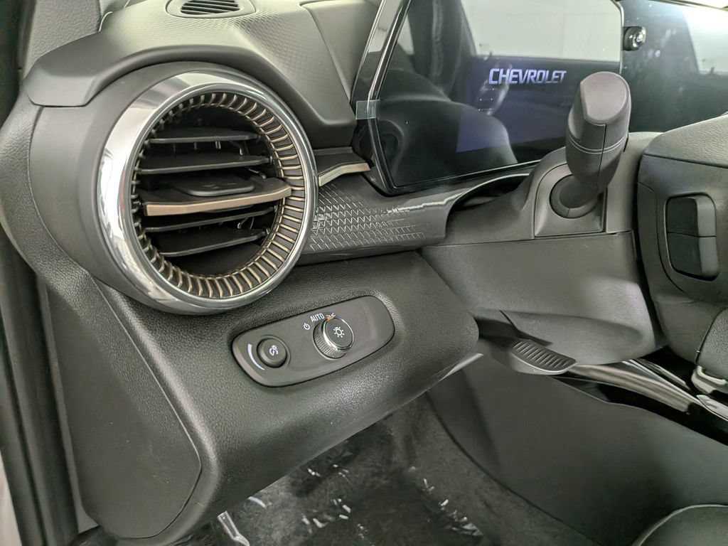 Used 2026 Chevrolet Trax ACTIV w/ Driver Confidence Package FWD image 18
