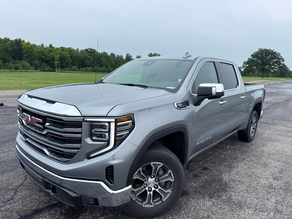 Used 2025 GMC Sierra 1500 SLT AWD/4WD image 8