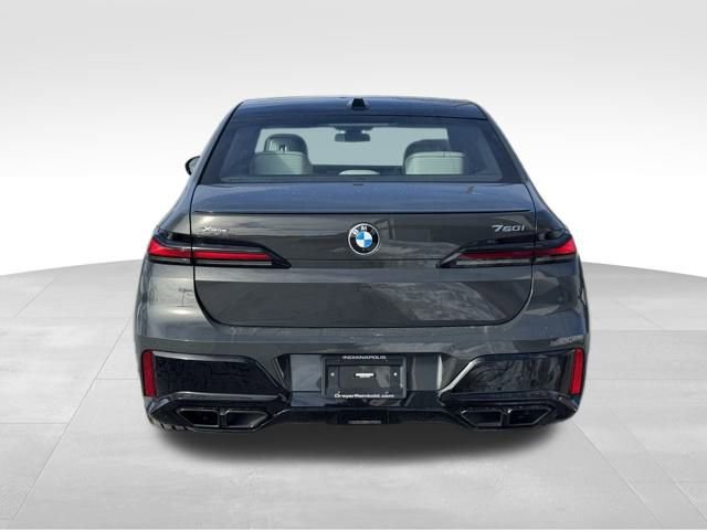 Used 2023 BMW 760i xDrive image 8