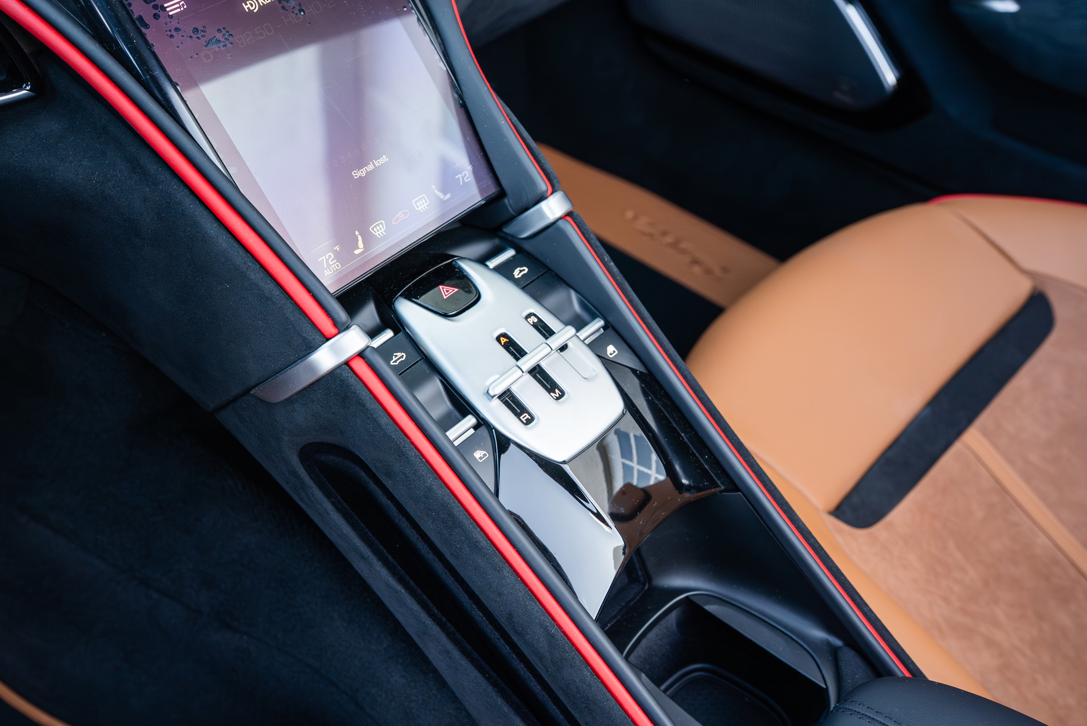 Used 2025 Ferrari Roma Spider image 14