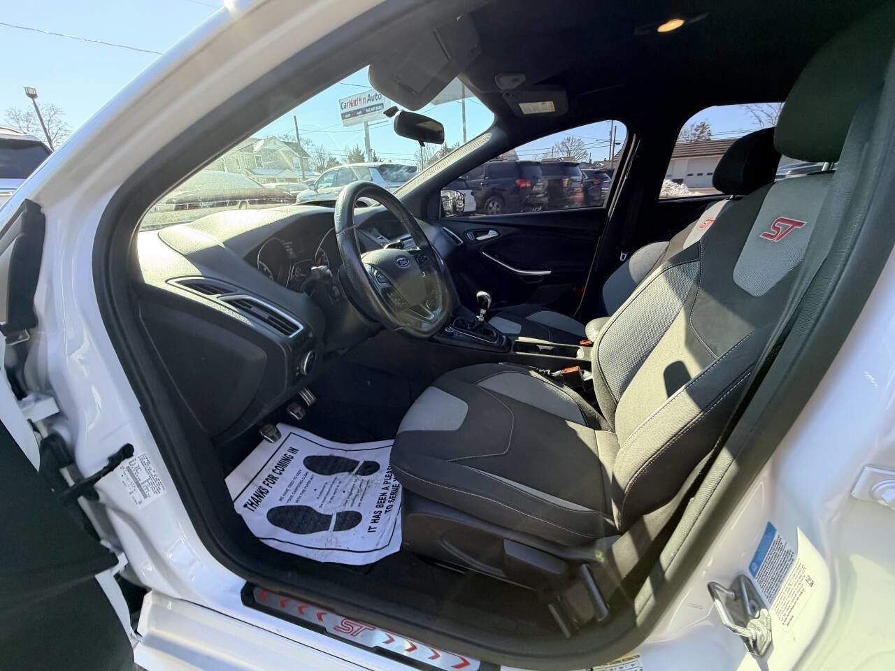 Used 2016 Ford Focus ST image 25