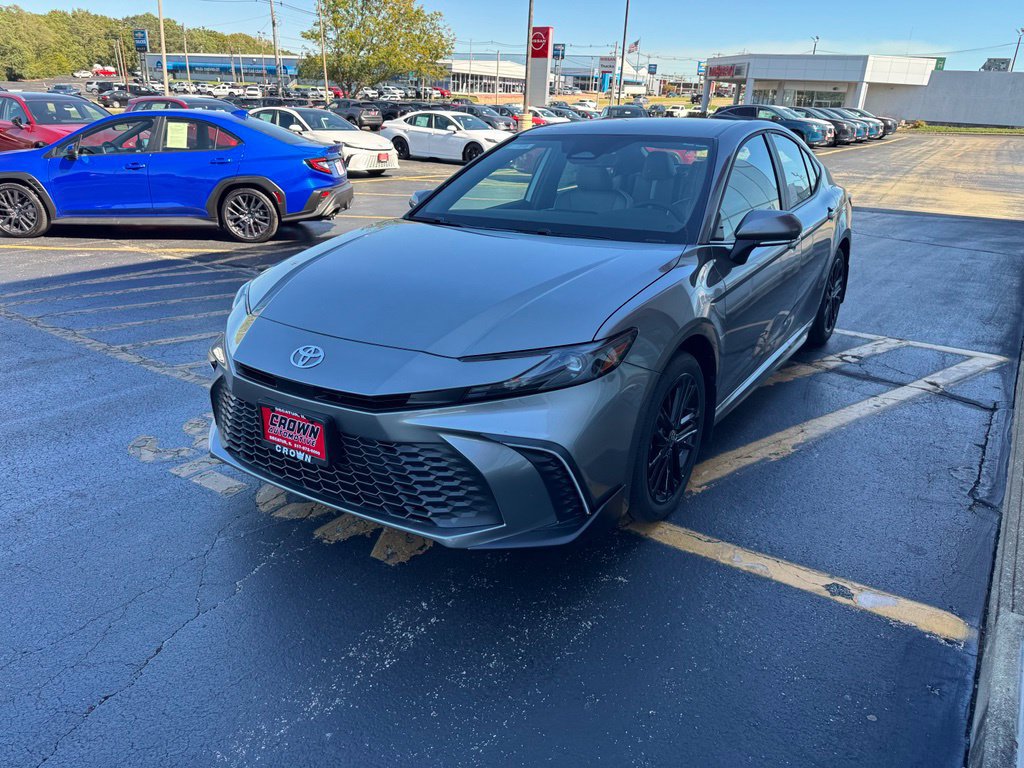 New 2026 Toyota Camry SE w/ Convenience Package AWD/4WD image 4
